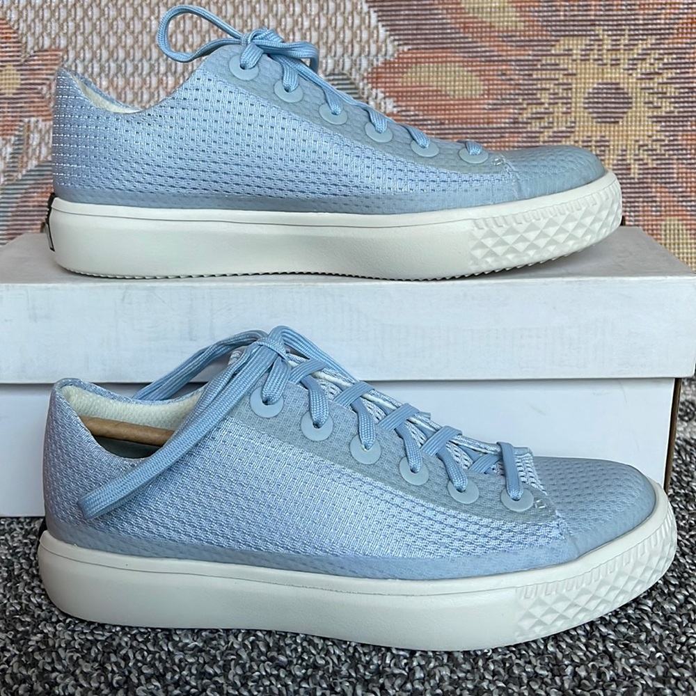 Converse WMNS 156650C
CTAS MODERN OX Chuck Taylor All Star 
PORPOISE/EGRET/EGRET
